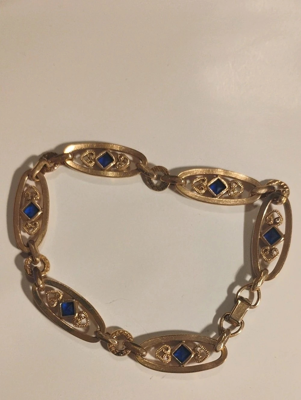 Simmons Gold-Tone Blue Accent Link Bracelet
